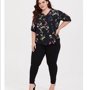 Torrid BLACK FLORAL ZIP GEORGETTE BLOUSE